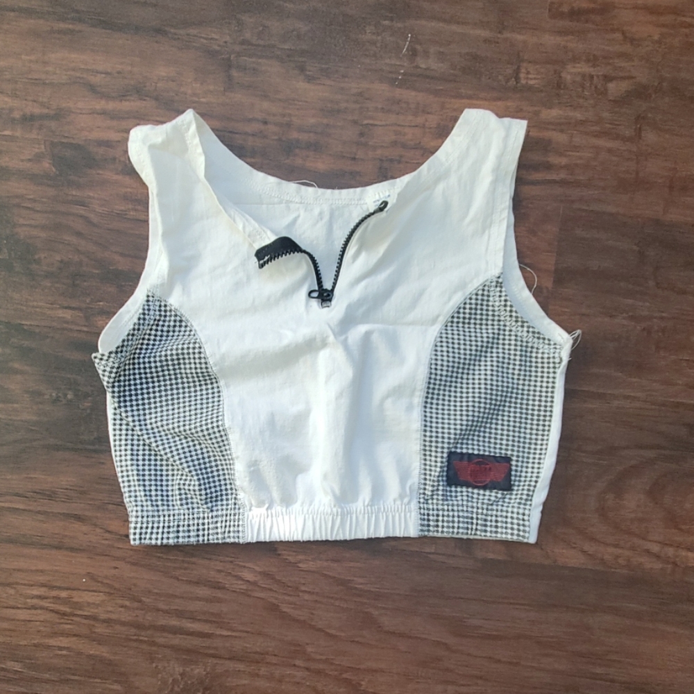 VINTAGE CROP TOP